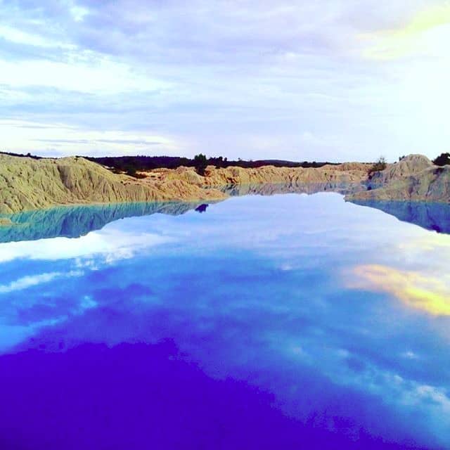 danau kaolin air bara