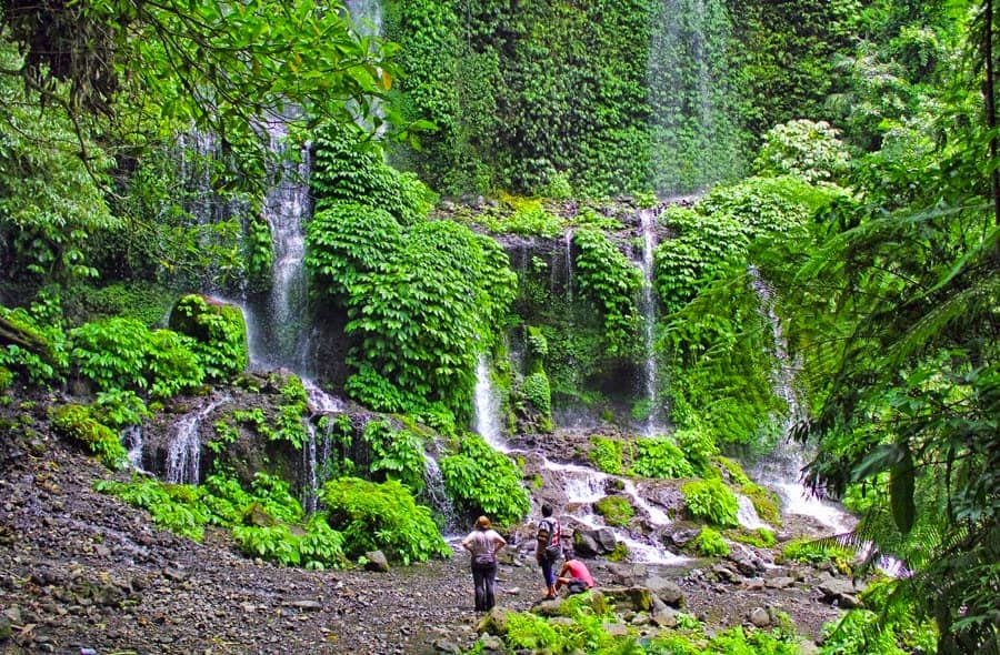air terjun benang kelambu