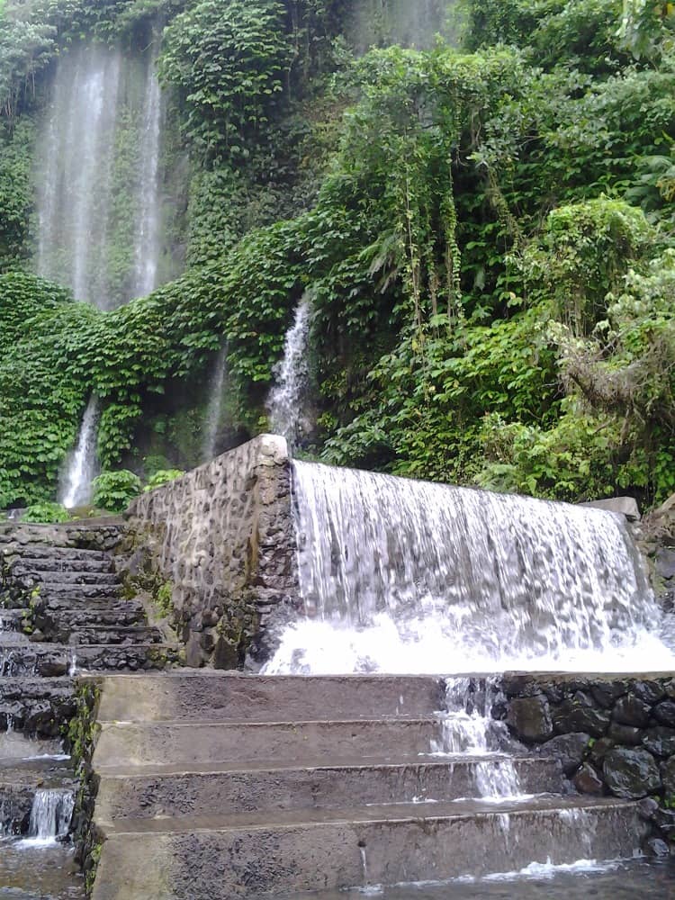 air terjun benang kelambu