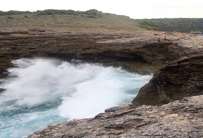 pantai tanjung poki