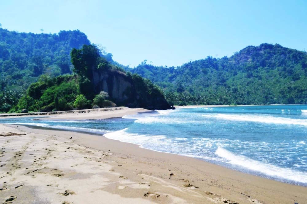 pantai sipelot