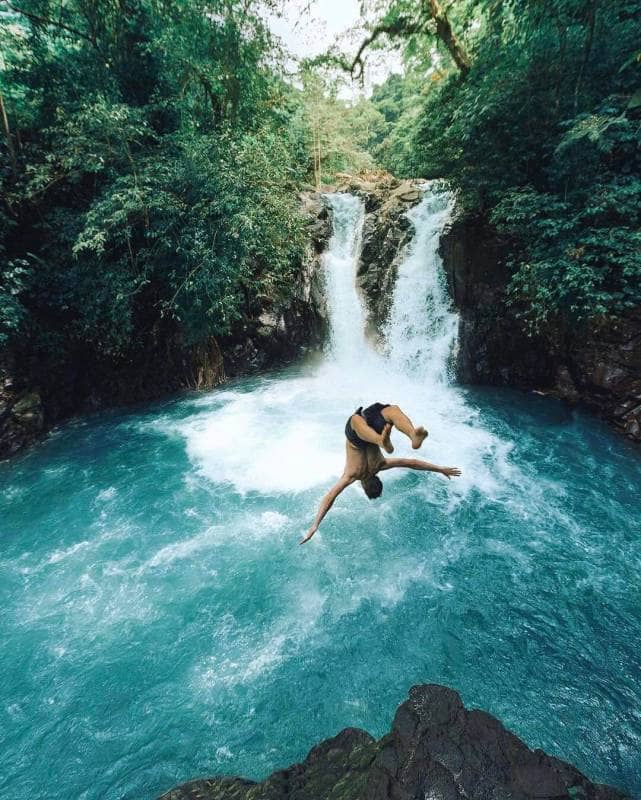 air terjun aling aling