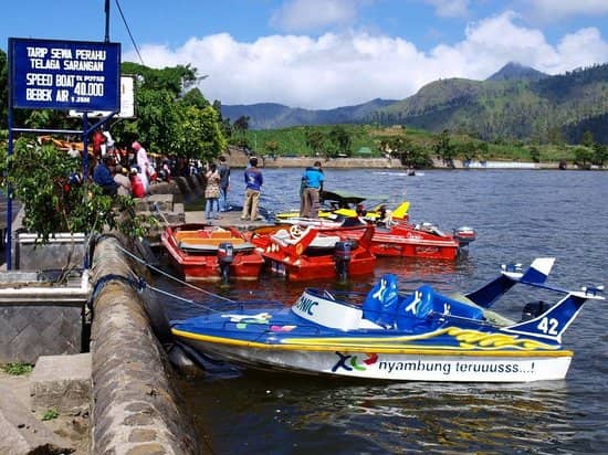 telaga sarangan