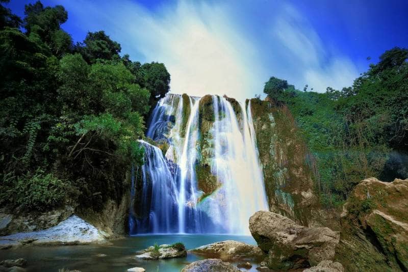 air terjun nglirip