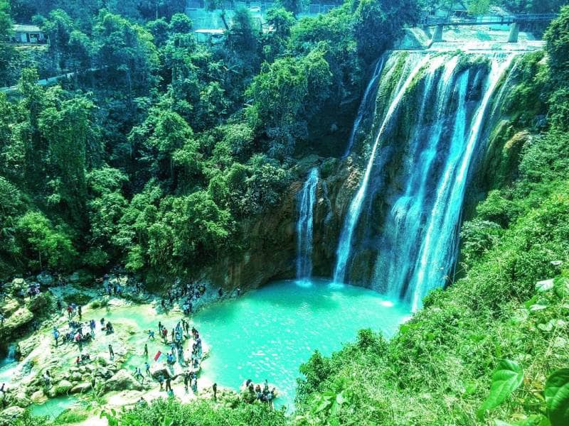 air terjun nglirip