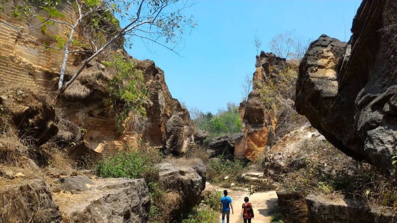 bukit kapur arosbaya