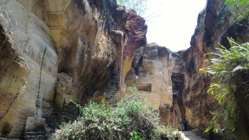 bukit kapur arosbaya