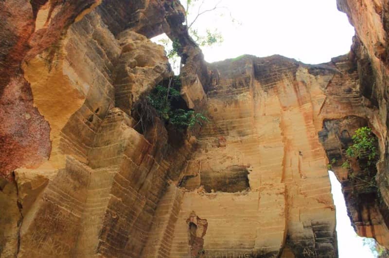 bukit kapur arosbaya