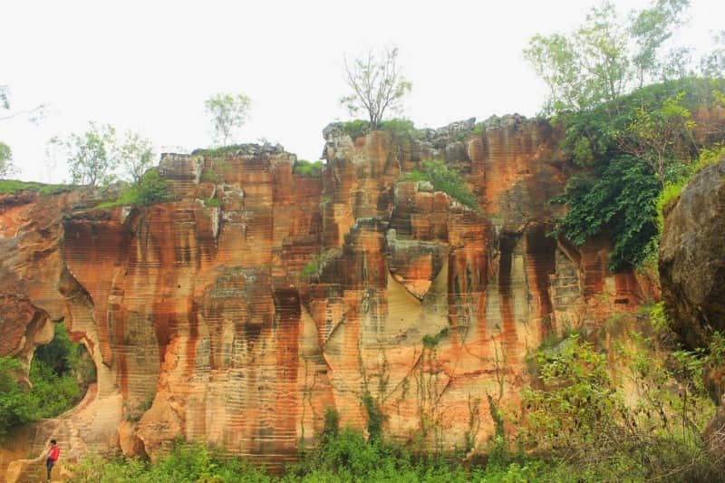 bukit kapur arosbaya