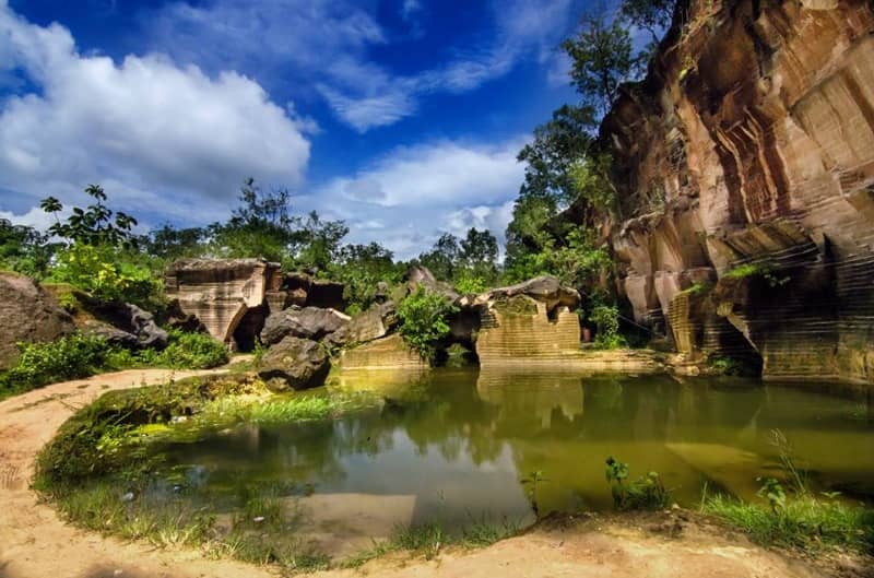 bukit kapur arosbaya