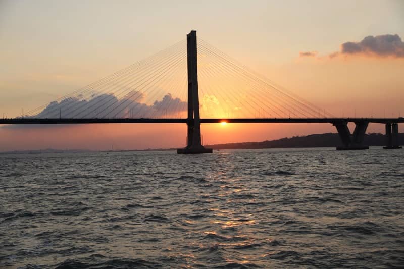 jembatan suramadu