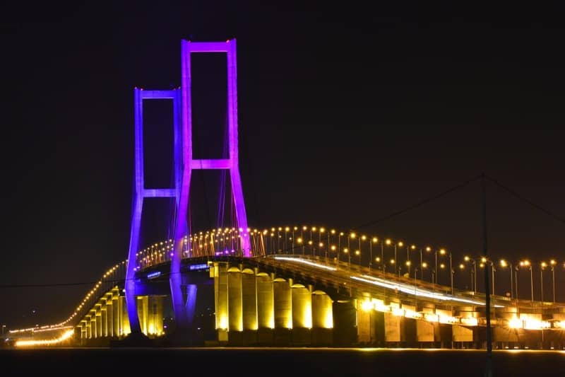 jembatan suramadu