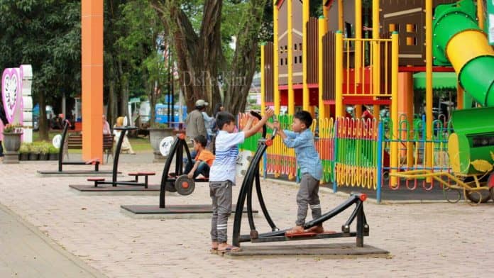 alun alun merdeka malang