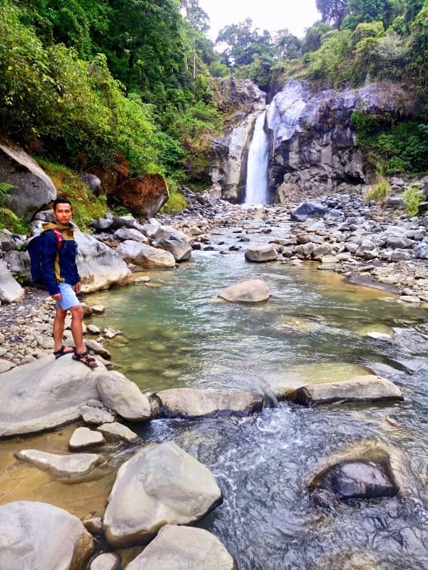 air terjun mangku sakti lombok